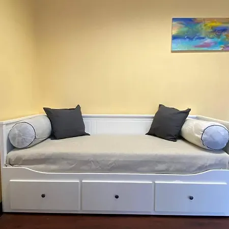Dr House Luxury Apartment-2